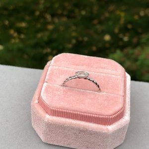 10K White Gold Marquise Topaz Solitaire Cable Ring